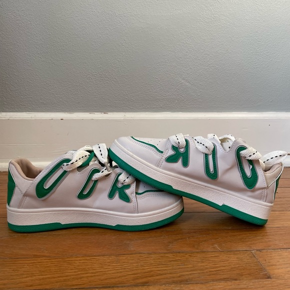 Trendy Designer Vintage Colorful Sneakers - Picture 2 of 5